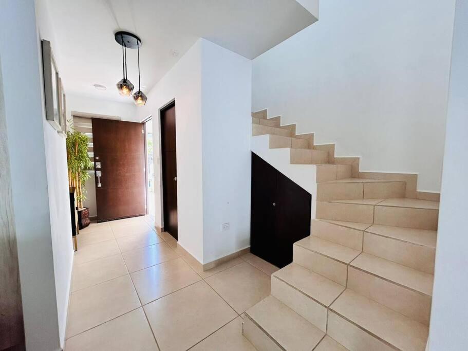 Hermosa Casa A 2 Min De La Playa By Partnerhost La Florida Bagian luar foto