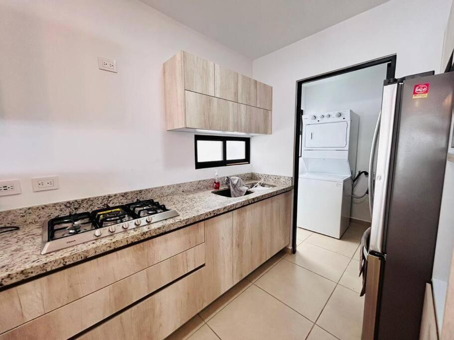 Hermosa Casa A 2 Min De La Playa By Partnerhost La Florida Bagian luar foto